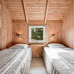 Kenny - 1-2km From The Sea By Interhome